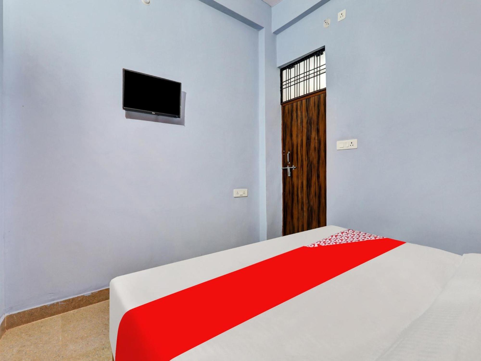 Hotel O Aradhya Galaxy Bhauli Экстерьер фото